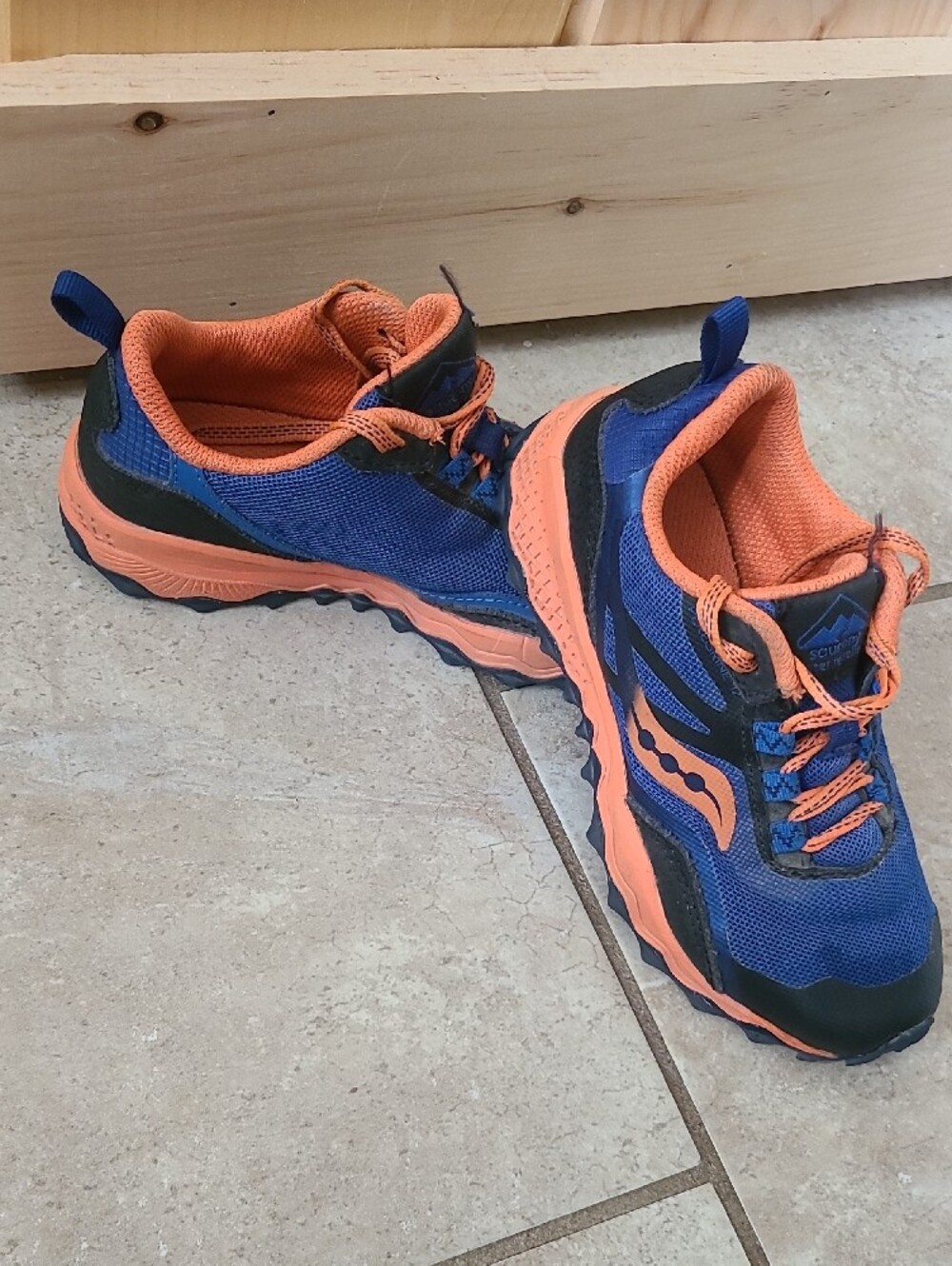 Saucony Kids Blue and Orange Trail Runners